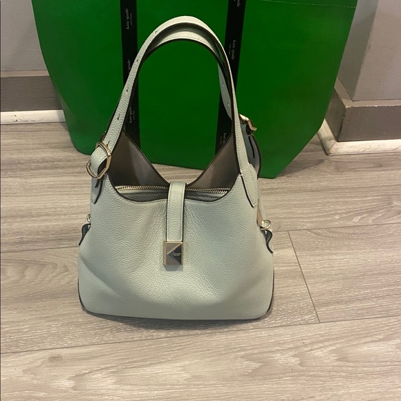 Deco crossbody tote - Picture 9 of 16